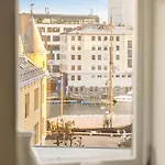 In The Heart Of Διαμέρισμα Ålesund