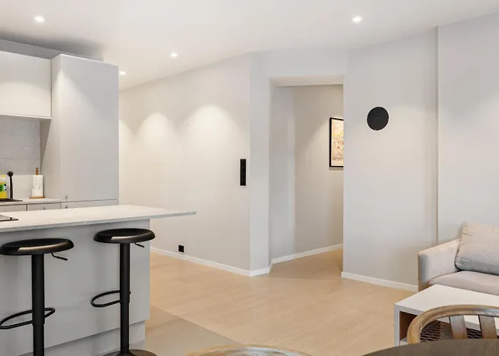 Apartment In The Heart Of *